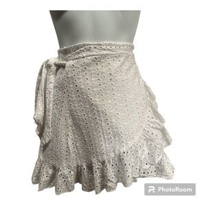 Shein white tie at waist wrap skirt.  Size XS